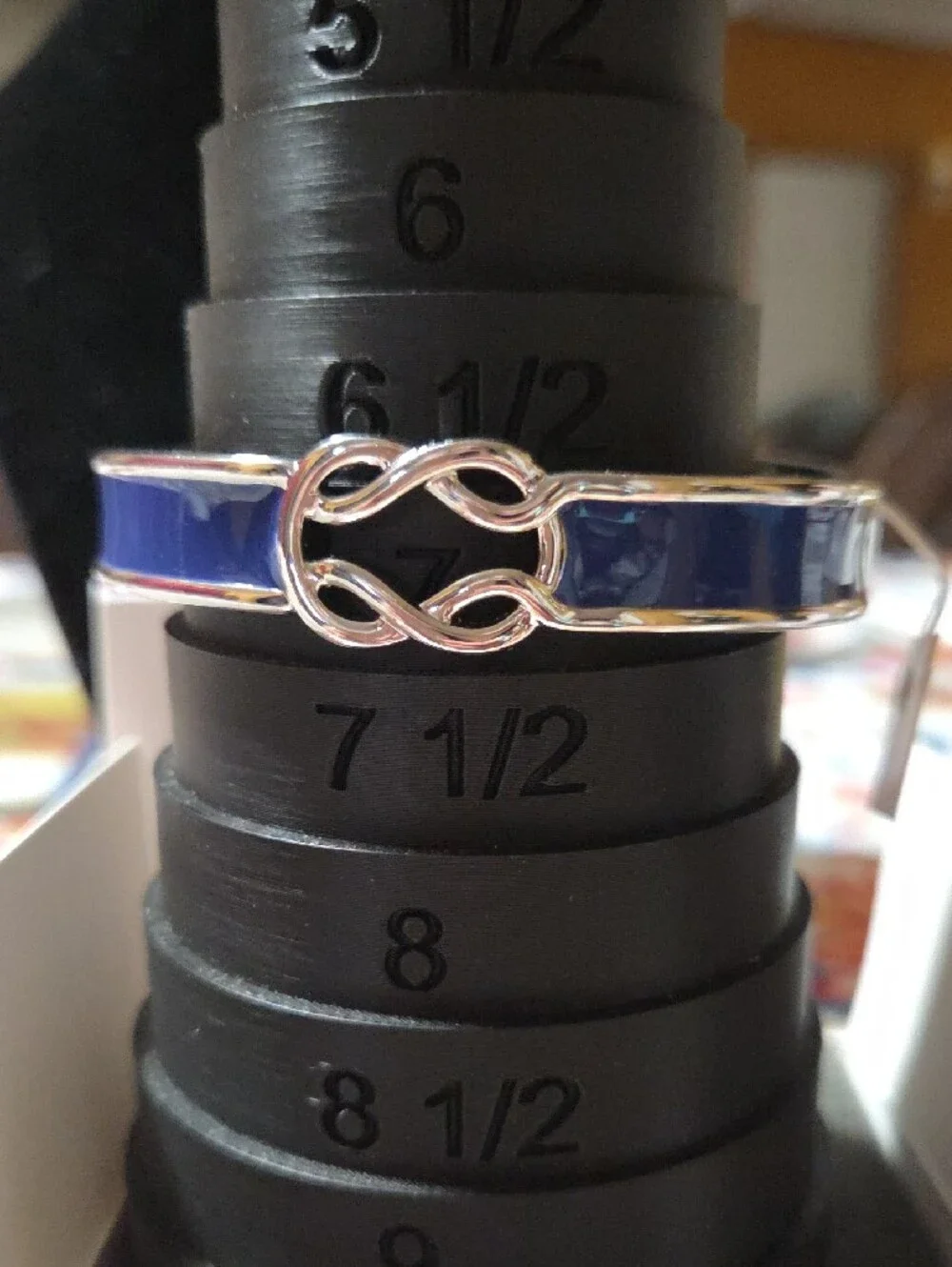 Lia Sophia KNOT IT NIB Stretch Bangle